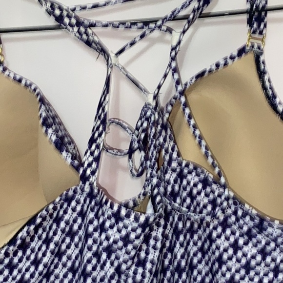 SWIM BY CACIQUE Women's Blue Geo Patterned Swim Top.TRUE BUILT IN BRA SIZE 44DD - Picture 7 of 12